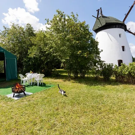 Windmill Vacation Home In Ledzin Near Baltic Sea Нєхоже Екстер'єр фото