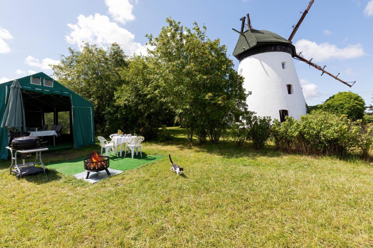 Holiday home Windmill Vacation In Ledzin Near Baltic Sea *