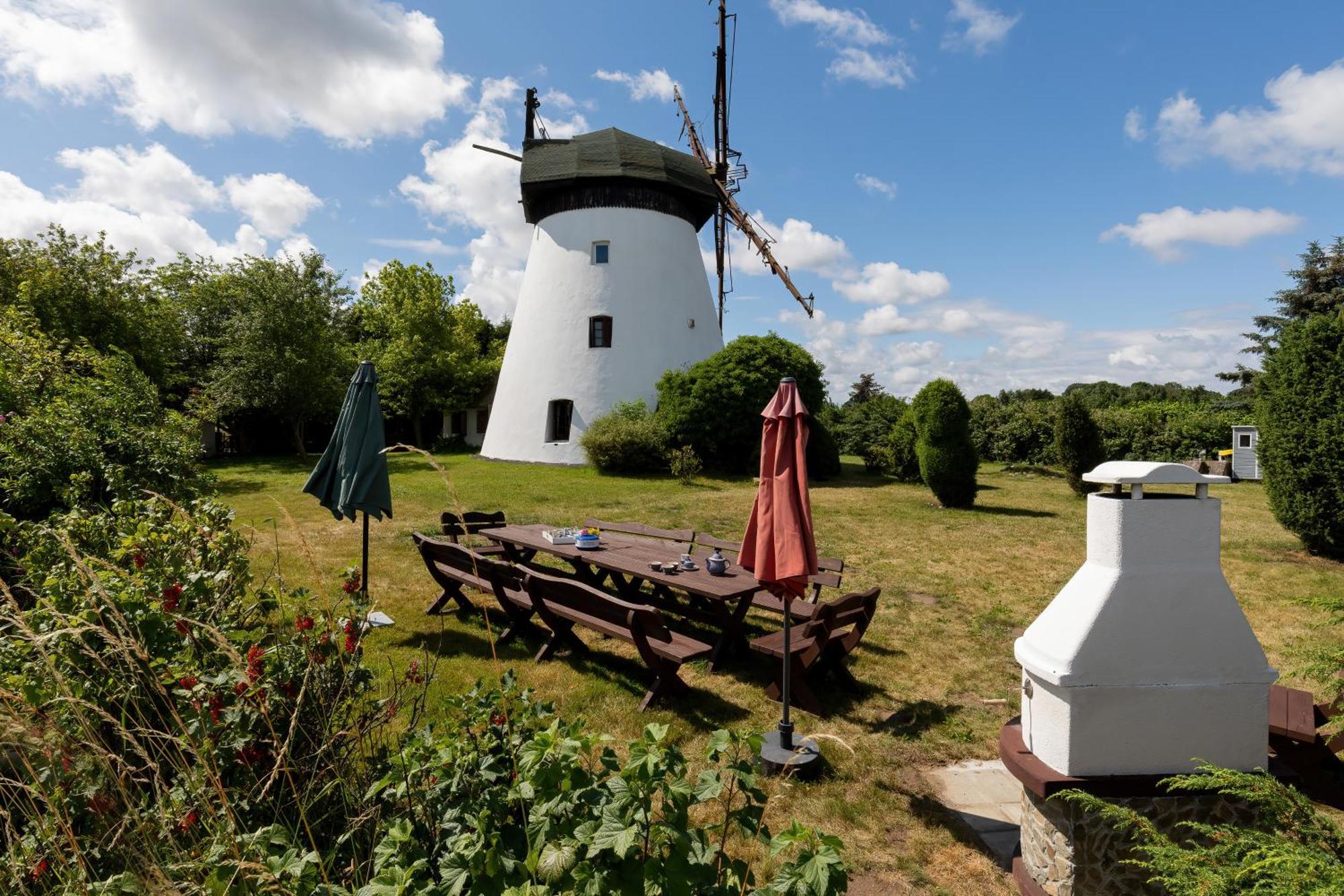 Windmill Vacation In Ledzin Near Baltic Sea